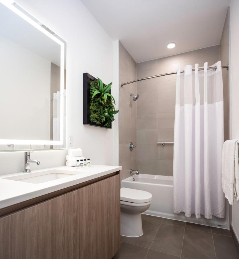Whyhotel Tysons Corner Greensboro Dr Экстерьер фото